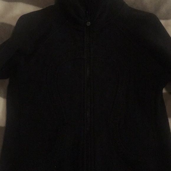 Lululemon thick black sweatshirt - Picture 3 of 4
